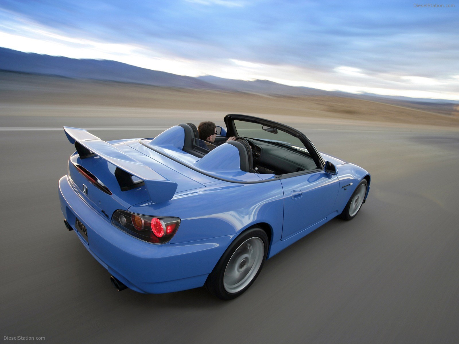 Coming to a Track Near You: Club Racer-Inspired 2008 Honda S2000 CR Coming to a Track Near You: Club Racer-Inspired 2008 Honda S2000 CR